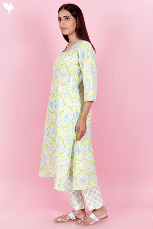 Cambric Cotton Kurta And Pant Set With Kota Dupatta In Block Print